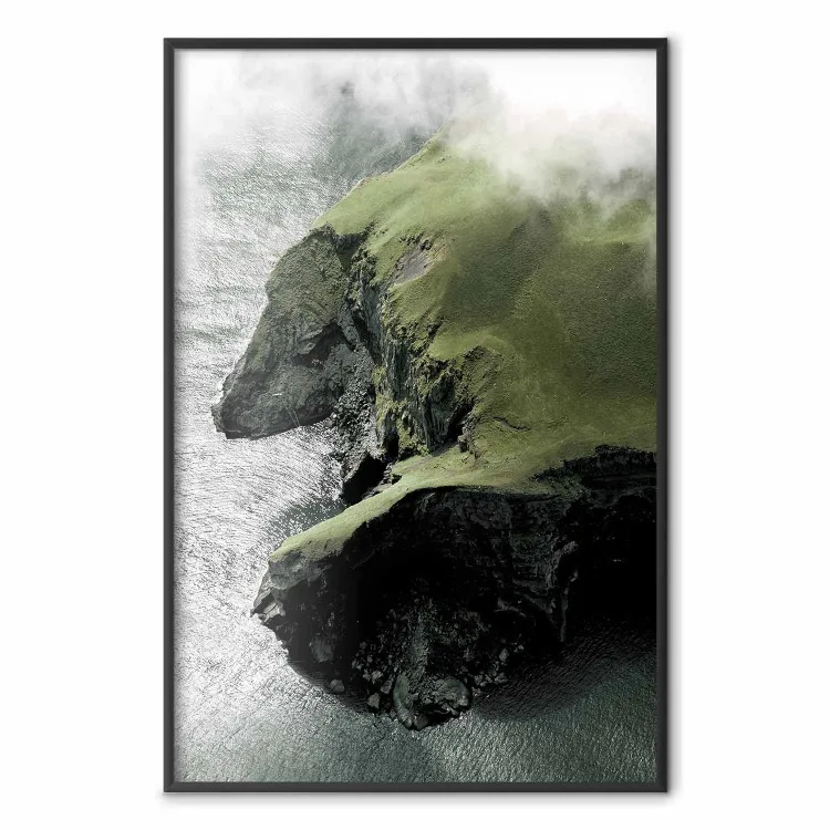 Casamento do Mar e da Terra - paisagem marítima e penhascos em uma ilha verde