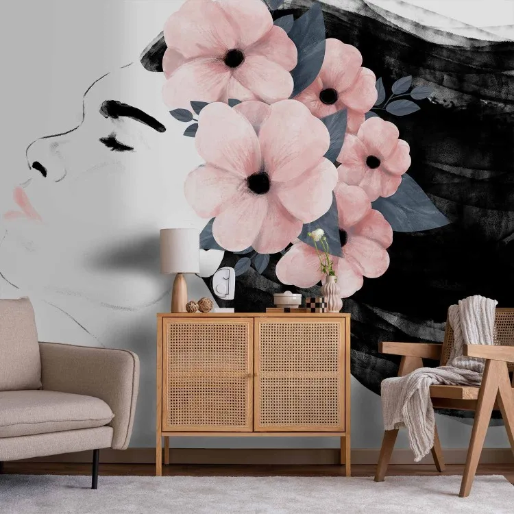 Encanto feminino - composição com o rosto de uma personagem e flores