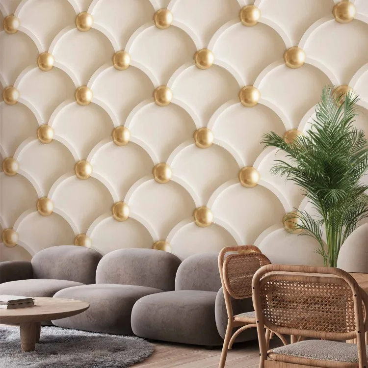 Harmonia Perfeita - design elegante em bege acolchoado com ornamentos dourados